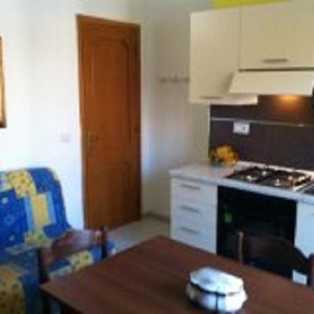 Appartamenti Marilu La Caletta Exterior foto